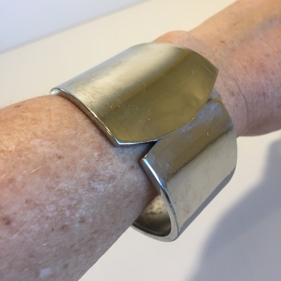 SILVER TONE BRACELETS x 2 enamel cream black geo - Picture 6 of 13